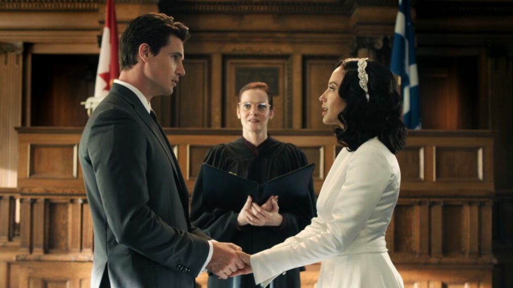 Robbie Amell and Andy Allo in 'Upload' Season 4