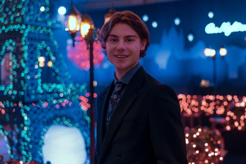 Carson MacCormac as Zach in season 2 of 'My Life with the Walter Boys.'
