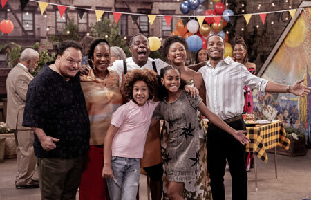 L-R: Adrian Martinez as Flaco, Kecia Lewis as Antoinette, Finn Maloney as Mase, Tracy Morgan as Francois “Frank” Crutchfield, Braxton Paul as Lisa, Adrianna Mitchell as Jamilah, and Jermaine Fowler as Jake in Crutch, episode 8, season 1 streaming on Paramount+, 2025. Photo Credit: JoJo Whilden/Paramount+