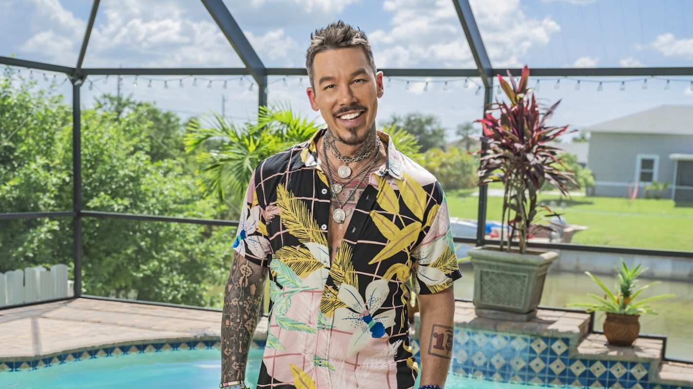 Did HGTV’s David Bromstad Just Tease New Home Renovation Show? Did HGTV’s David Bromstad Just Tease New Home Renovation Show?