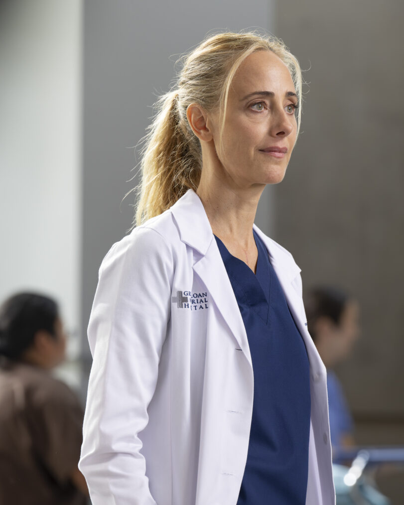 GREY’S ANATOMY - “Only the Strong Survive” - After the catastrophic hospital explosion, Grey Sloan’s staff scrambles to save not only their patients’ lives but also their own. Confronted with impossible surgical decisions and emotional turmoil, they fight to preserve life amid devastation. THURSDAY, OCT. 9 (10:00-11:00 p.m. EDT) on ABC. (Disney/Anne Marie Fox) KIM RAVER