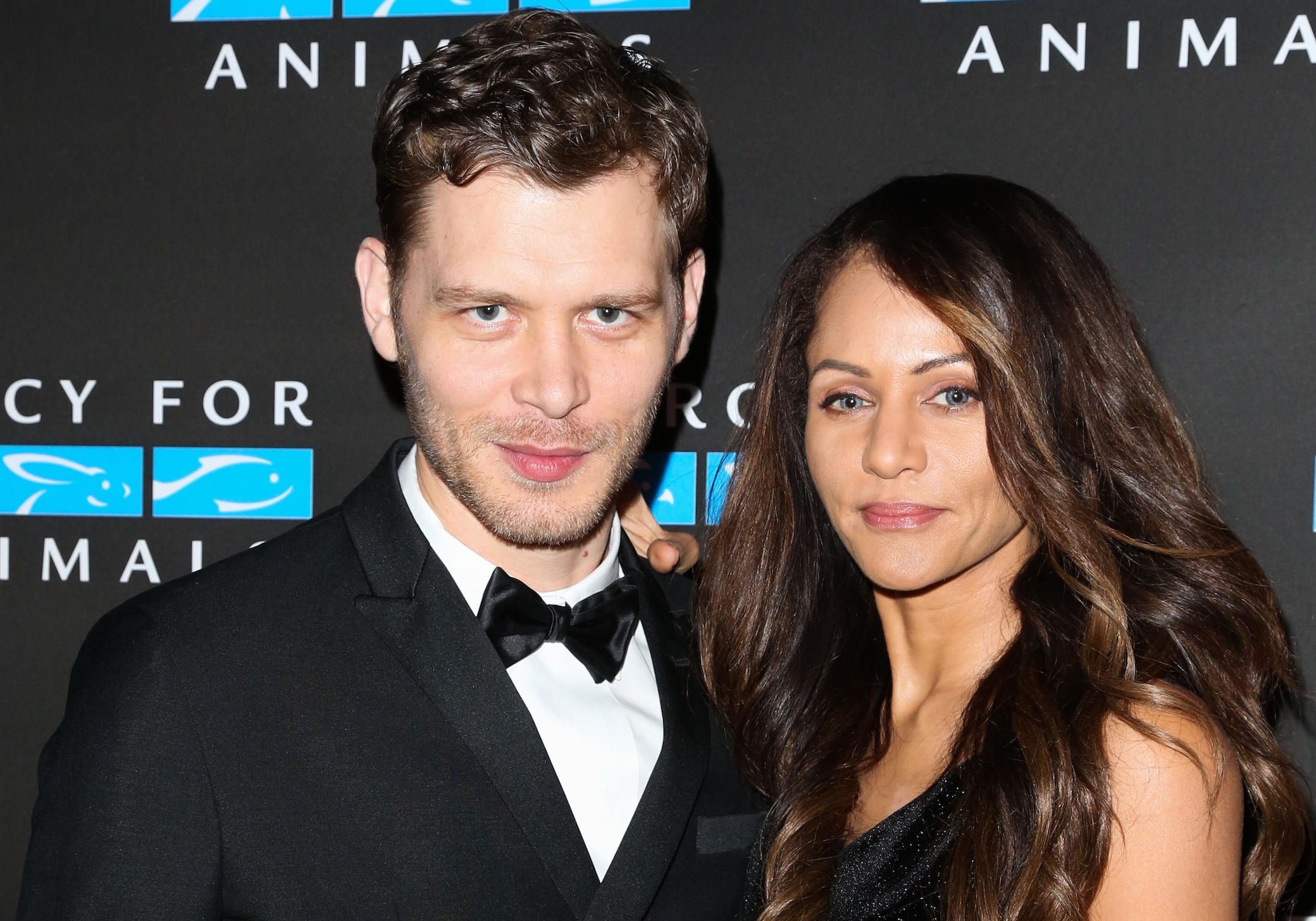 Actors Joseph Morgan (L) and Persia White (R) attend the Mercy For Animals' Annual Hidden Heroes Gala at Vibiana on September 23, 2017 in Los Angeles, California.