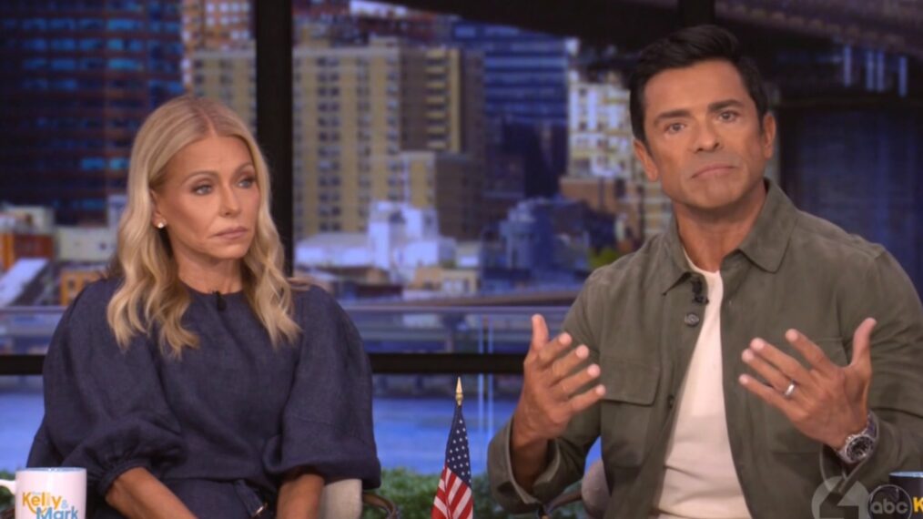 Live': Kelly Ripa & Mark Consuelos Say Disney Did the 'Right Thing'  Bringing Jimmy Kimmel Back On Air
