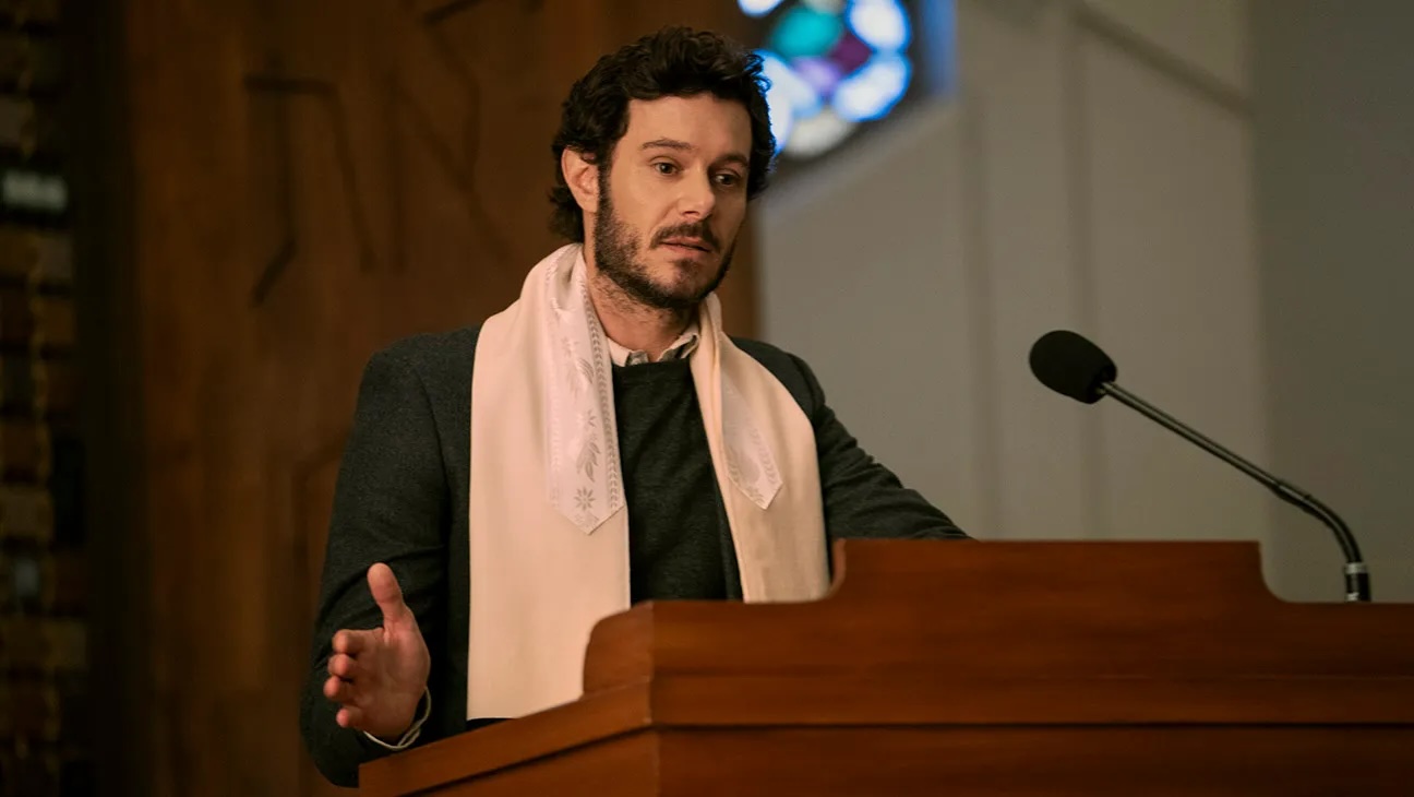 Adam Brody in 'Nobody Wants This'