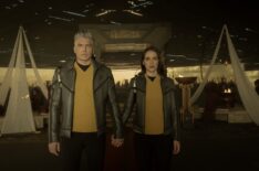 Melanie Scrofano as Batel and Anson Mount as Capt. Pike in season 3, Episode 10 of Strange New Worlds