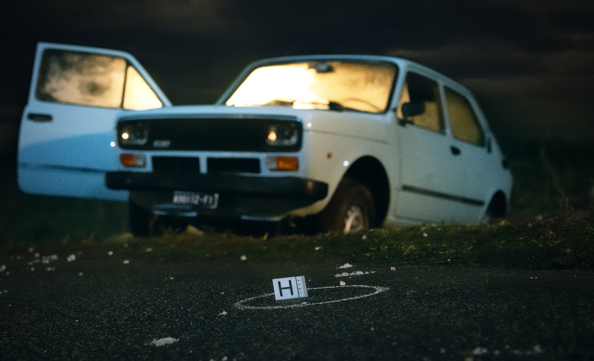 the-monster-of-florence-cast-plot-premiere-date-and-more-details