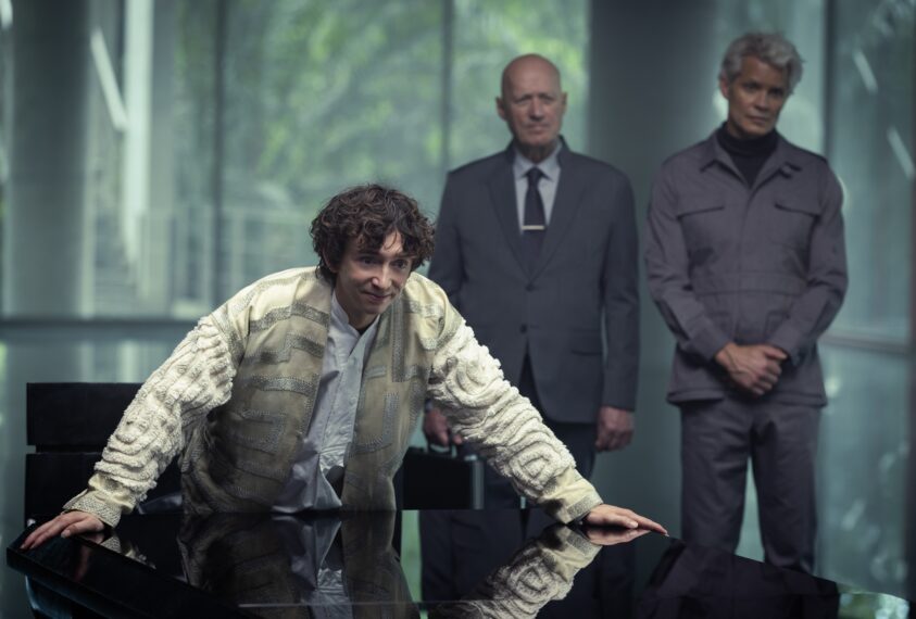Samuel Blenkin, Ade Edmondson, and Timothy Olyphant in 'Alien: Earth' 