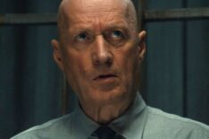 Ade Edmondson as Atom Eins in 'Alien: Earth' Season 1