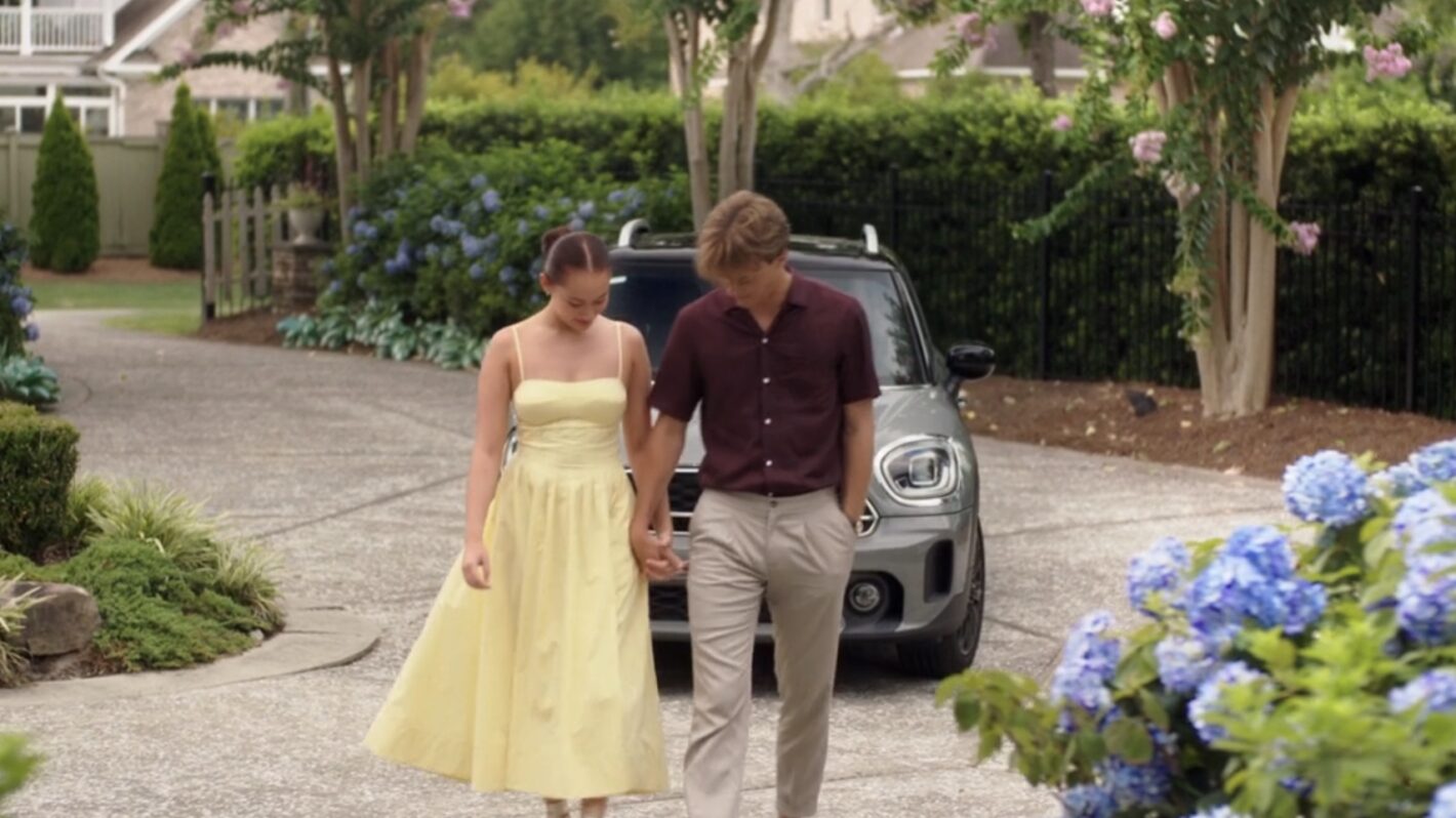 Belly and Conrad in The Summer I Turned Pretty Season 3 Episode 11