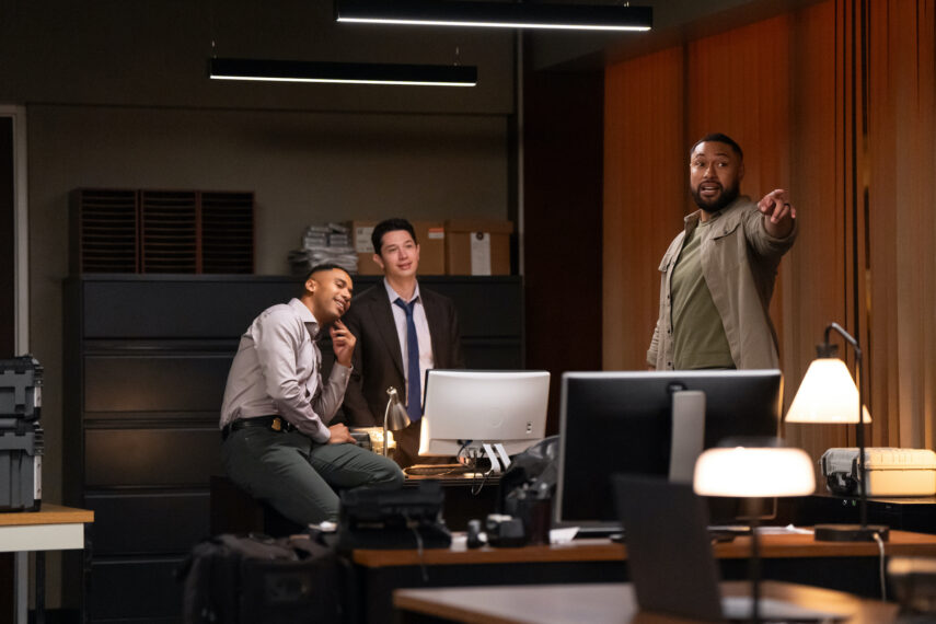 Elliot Knight as Bell, Joe Dinicol as Fitz, and Uli Latukefu as Finau — 'Countdown'
