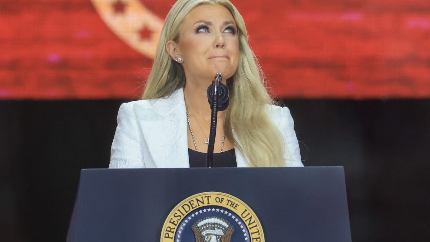 MSNBC & CNN Pundits Give Verdict on Erika Kirk's Stunning Memorial Service  Speech