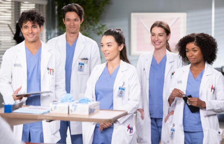 Niko Terho as Lucas Adams, Harry Shum Jr. as Blue Kwan, Midori Francis as Mika Yasuda, Adelaide Kane as Jules Millin, and Alexis Floyd as Simone Griffith in 'Grey's Anatomy'