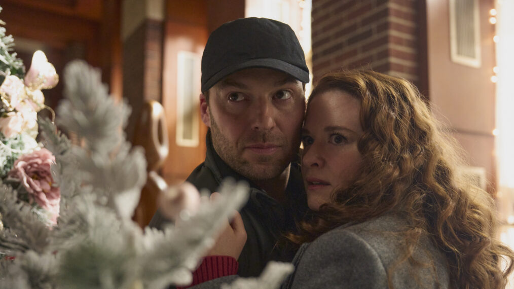 Peter Mooney and Sarah Drew in 'Mistletoe Murders' Season 2