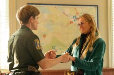 Mae Martin as Alex Dempsey and Toni Collette as Evelyn Wade in episode 101 of Wayward