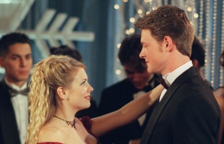 Melissa Joan Hart, Nate Richert as Sabrina and Harvey in 'Sabrina the Teenage Witch' Season 4