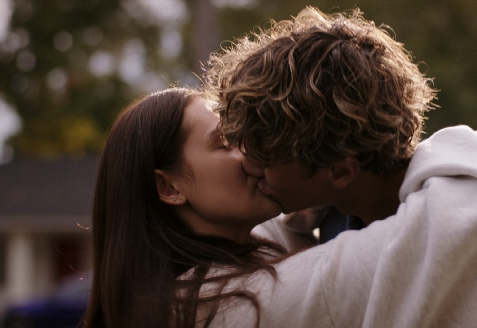 Lola Tung and Gavin Casalegno as Belly and Jeremiah in 'The Summer I Turned Pretty' Season 2 Episode 8
