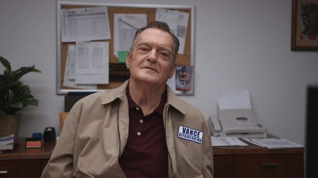 Bobby Ray Shafer as Bob Vance in 'The Paper'