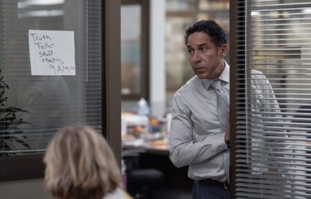 Oscar Nunez as Oscar Martinez in 'The Paper'