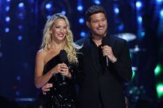Luisana Lopilato and Michael Bublé speak onstage during the 2025 JUNO Awards
