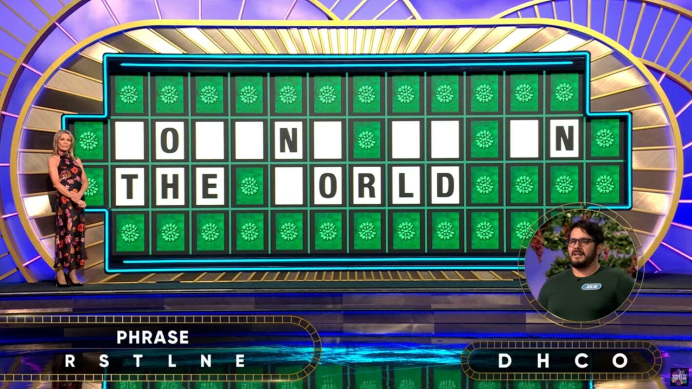 'Wheel of Fortune': Ryan Seacrest Consoles Contestant After Agonizing Car Loss