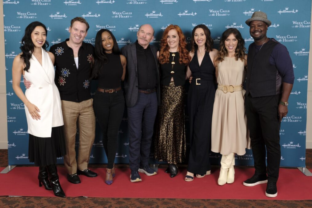 LtoR: Amanda Wong (Mei), Ben Rosenbaum (Mike), Natasha Burnett (Minnie), Hrothgar Mathews (Ned), Johannah Newmarch (Molly), Loretta Walsh (Florence), Miranda MacDougall (Edie), Viv Leacock (Joseph) at the 'When Calls the Heart' Hearties convention