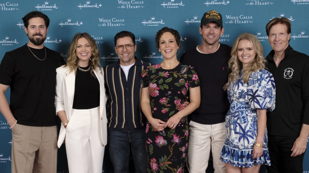 Chris McNally, Pascale Hutton, Kavan Smith, Erin Krakow, Kevin McGarry, Andrea Brooks, and Jack Wagner at the 'When Calls the Heart' Hearties convention