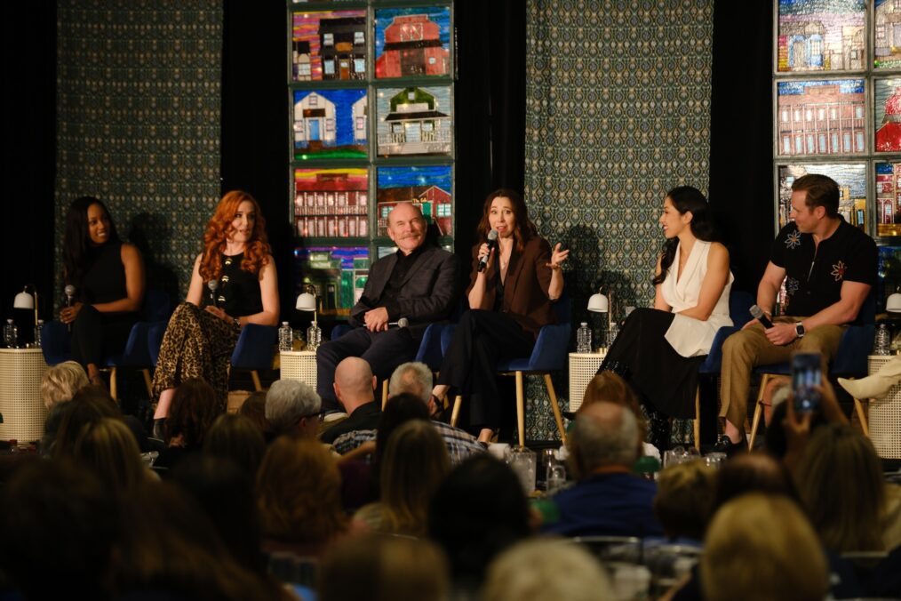 Natasha Burnett, Johannah Matthews, Hrothgar Mathews, Loretta Walsh, Amanda Wong, and Ben Rosenbaum at the 'When Calls the Heart' Hearties convention