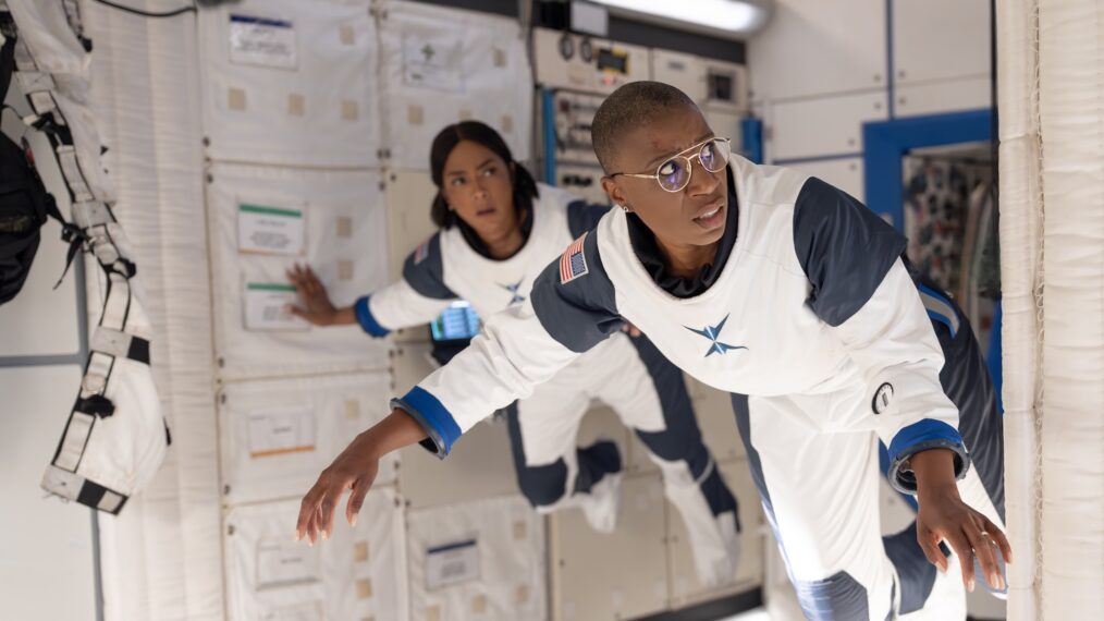 Angela Bassett as Athena, Aisha Hinds as Hen — '9-1-1' Season 9 Episode 3 