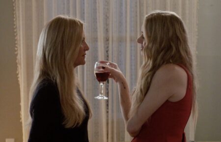 Jessica Capshaw as Blythe, LeAnn Rimes as Dixie — '9-1-1: Nashville'