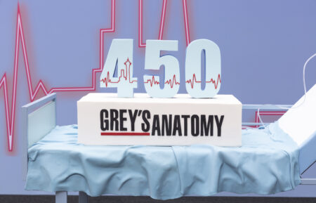 GREY’S ANATOMY – Grey’s Anatomy 450th episode cake-cutting celebration. (Disney/Frank Micelotta) GREY’S ANATOMY