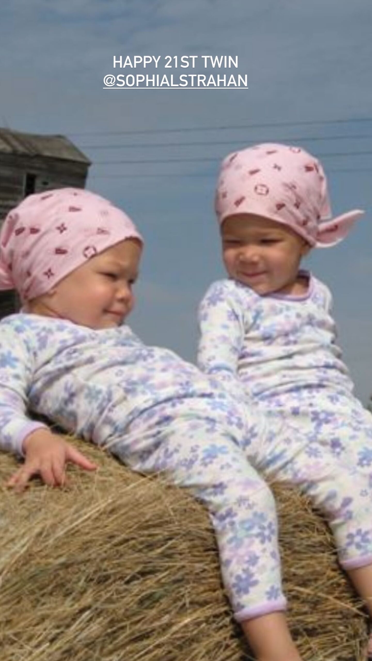 Michael Strahan Celebrates Twin Daughters Isabella & Sophia's 21st Birthday