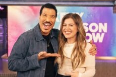 Lionel Richie and Kelly Clarkson on the October 2, 2025, episode of 'The Kelly Clarkson Show,' NBC