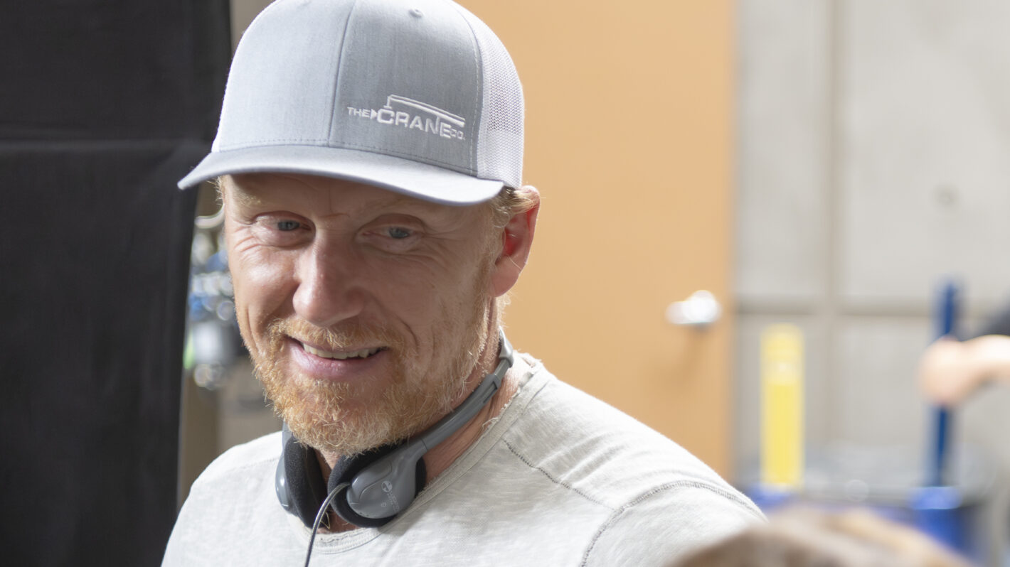 GREY’S ANATOMY - “We Built This City” - The team at Grey Sloan navigates a chaotic first day of surgical rotations amid hospital renovations. Meanwhile, Meredith spends time with Amelia. THURSDAY, OCT. 16 (10:00-11:00 p.m. EDT) on ABC. (Disney/Anne Marie Fox) KEVIN MCKIDD (DIRECTOR)