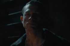 Monster: The Ed Gein Story. Charlie Hunnam as Ed Gein in episode 304 of Monster: The Ed Gein Story. Cr. Courtesy Of Netflix © 2025