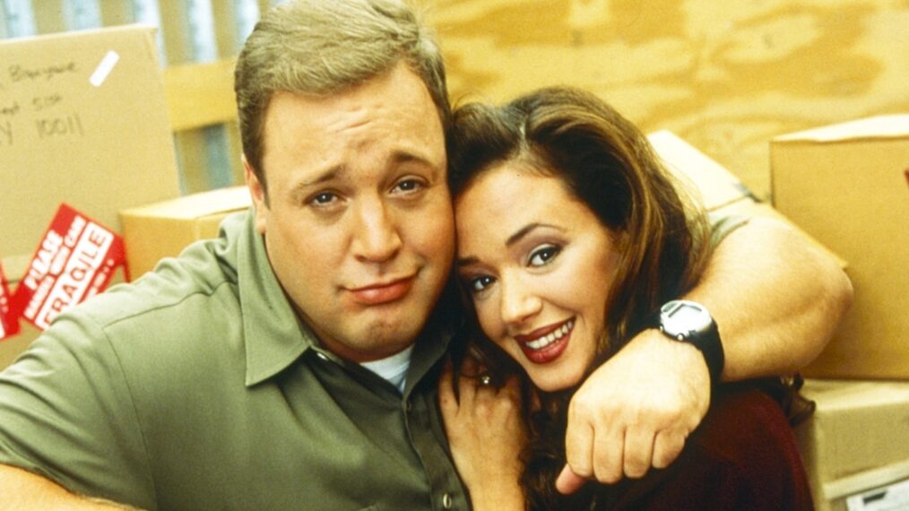 THE KING OF QUEENS, from left: Kevin James, Leah Remini, (1998), 1998-2007. Ph: Monty Brinton / © CBS / Courtesy Everett Collection
