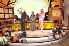 Valerie Bertinelli, Drew Barrymore, and Ross Matthews on the October 31, 2025 episode of 'The Drew Barrymore Show.'