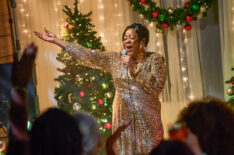Loretta Devine in 'Deck the Hallways'