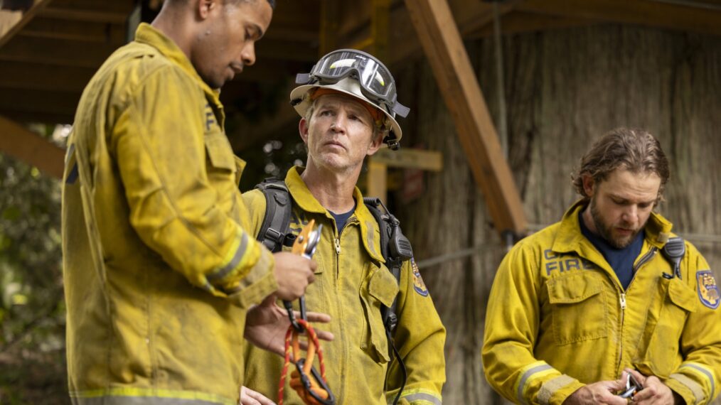 Shawn Hatosy as Brett Richards and Max Thieriot as Bode Leone — 'Fire Country' Season 4 Episode 3 'The Tiny Ways We Start to Heal'