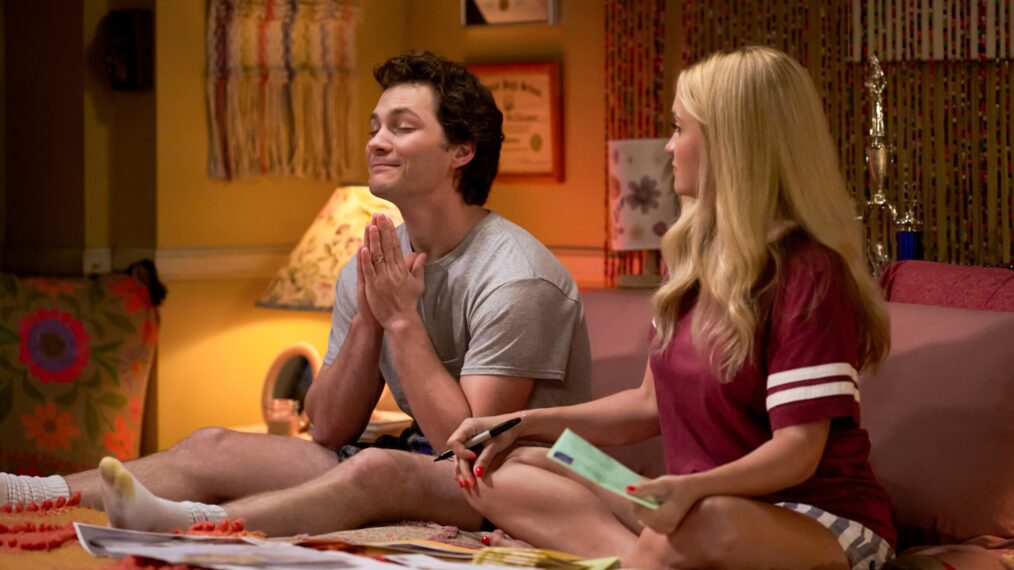 Montana Jordan and Emily Osment in 'Georgie & Mandy's First Marriage' Season 2
