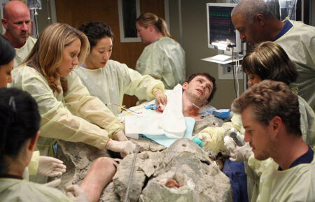 'Grey's Anatomy' cast members in the Season 4 finale, 'Freedom'
