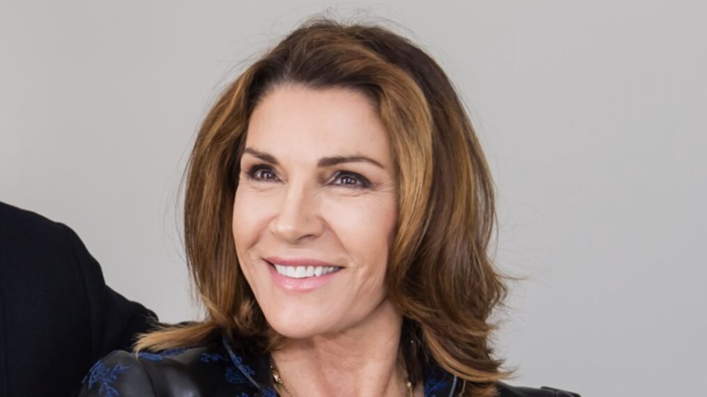 Hilary Farr