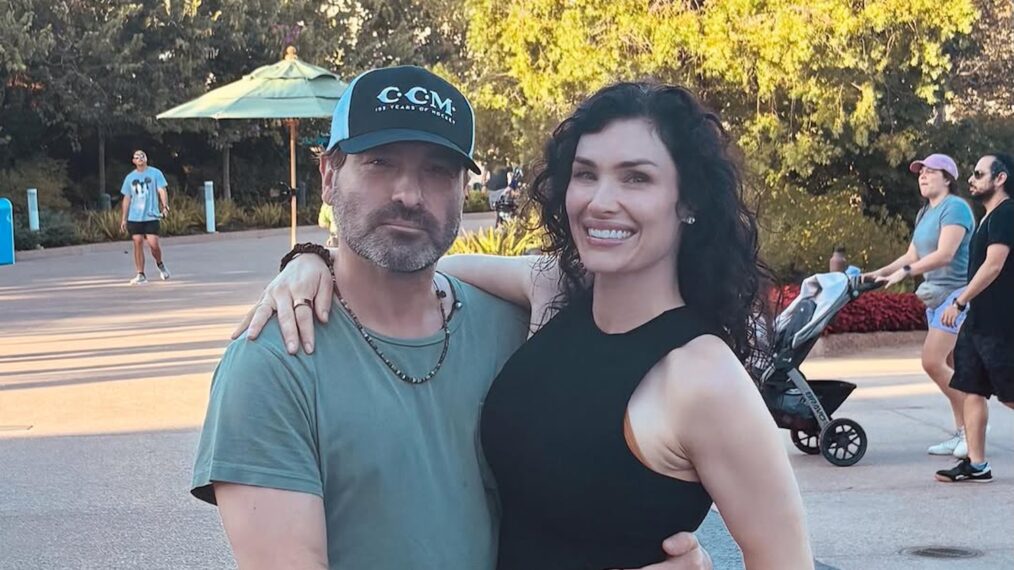 Johnny Galecki and wife Morgan