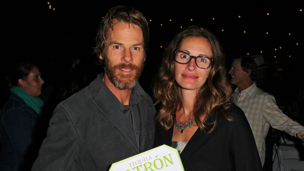 Actress Julia Roberts and Danny Moder attend the Malibu Boys And Girls Club Gala