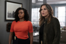 Aimé Donna Kelly as Capt. Renee Curry, Mariska Hargitay as Capt. Olivia Benson — 'Law & Order: SVU' Season 27 Episode 2 'A Waiver of Consent'