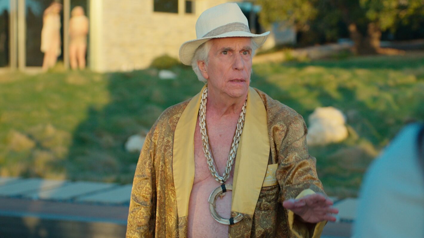 'Loot' Season 3 Premiere: Boss Breaks Down Henry Winkler's Role as a Nudist Billionaire and Set-Up for Molly's Future (Exclusive)