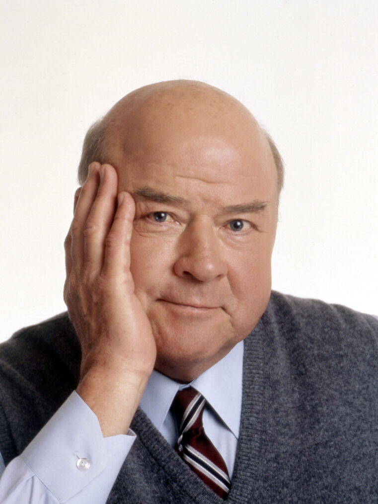 Dana Elcar of 'MacGyver'