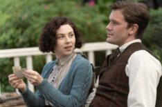 Hermione Corfield and Jeremy Irvine in 'Outlander: Blood of My Blood' Season 1 finale