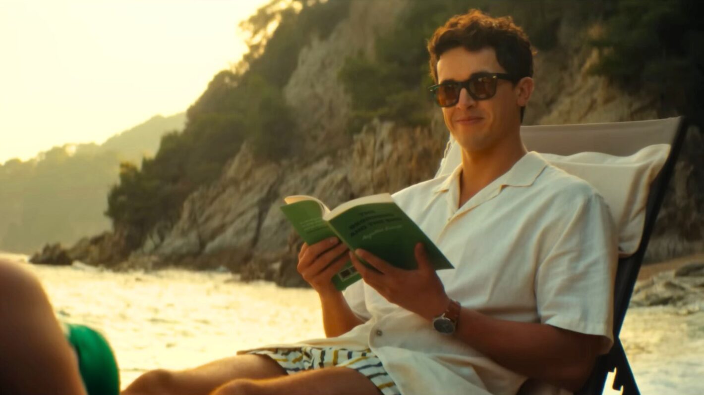 Tom Blyth in 'People We Meet on Vacation'