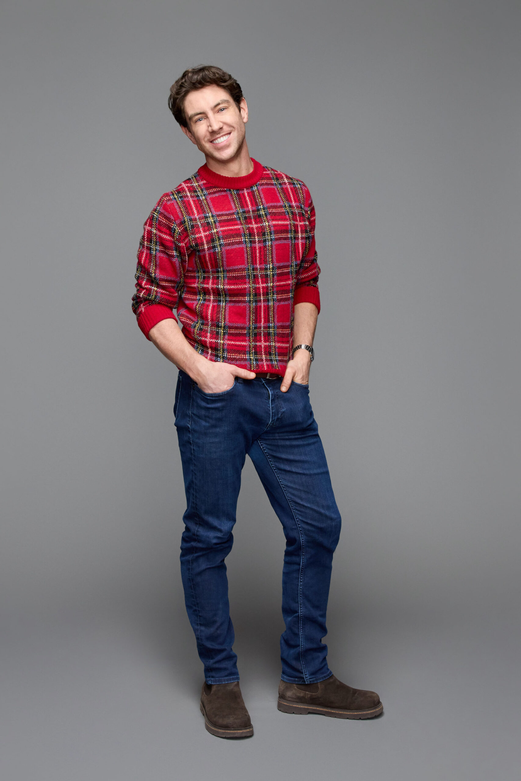 Robbie Simpson of 'Finding Mr. Christmas' Season 2