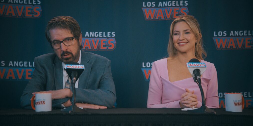 Ray Romano and Kate Hudson in 'Running Point' Season 2